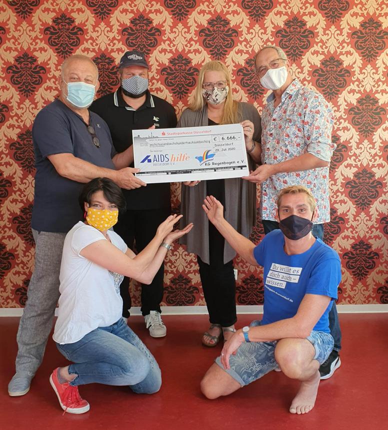 6.666 Euro für die AIDS-Hilfe Düsseldorf